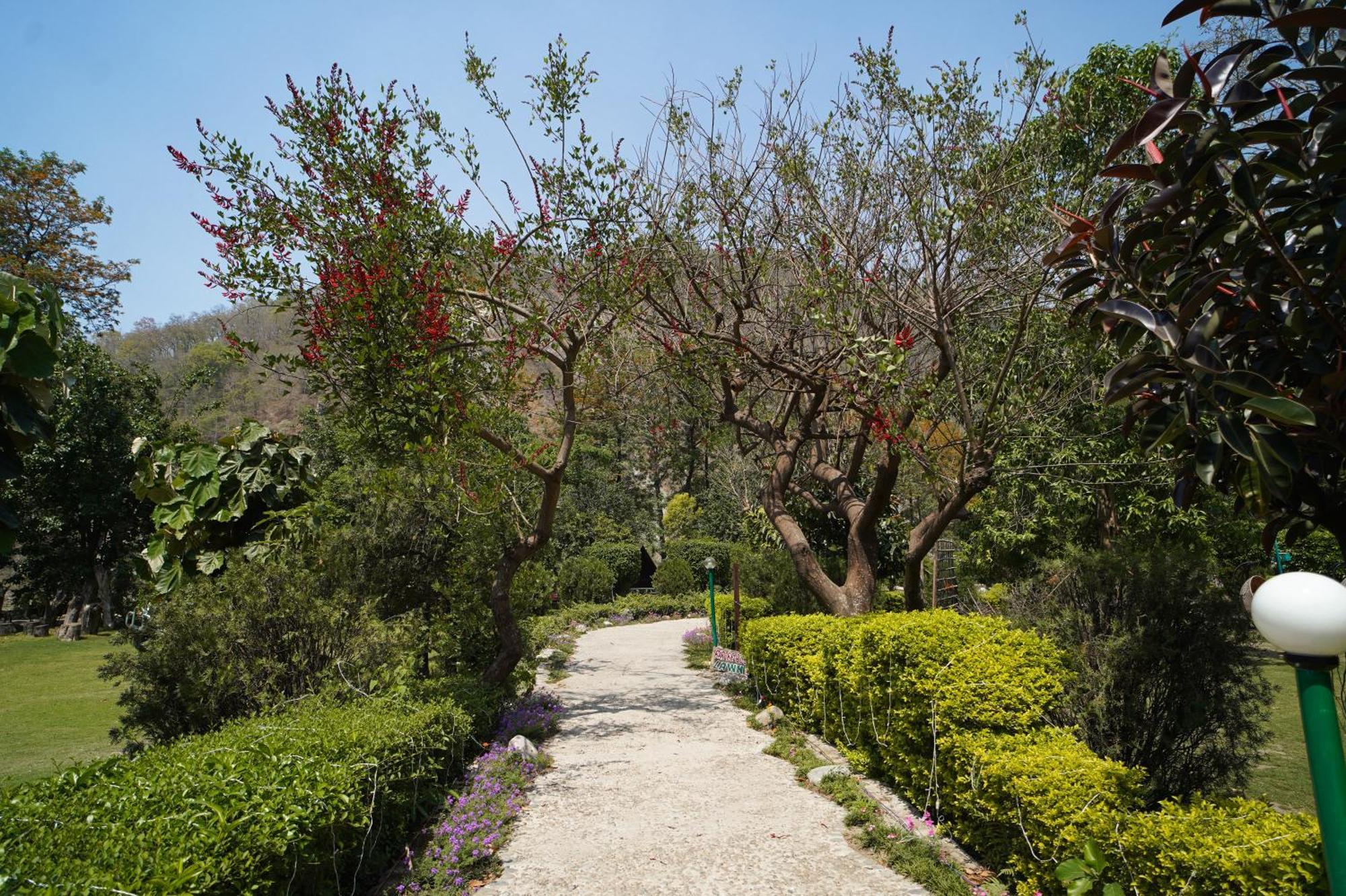 The Solluna Resort Garjia Exteriér fotografie