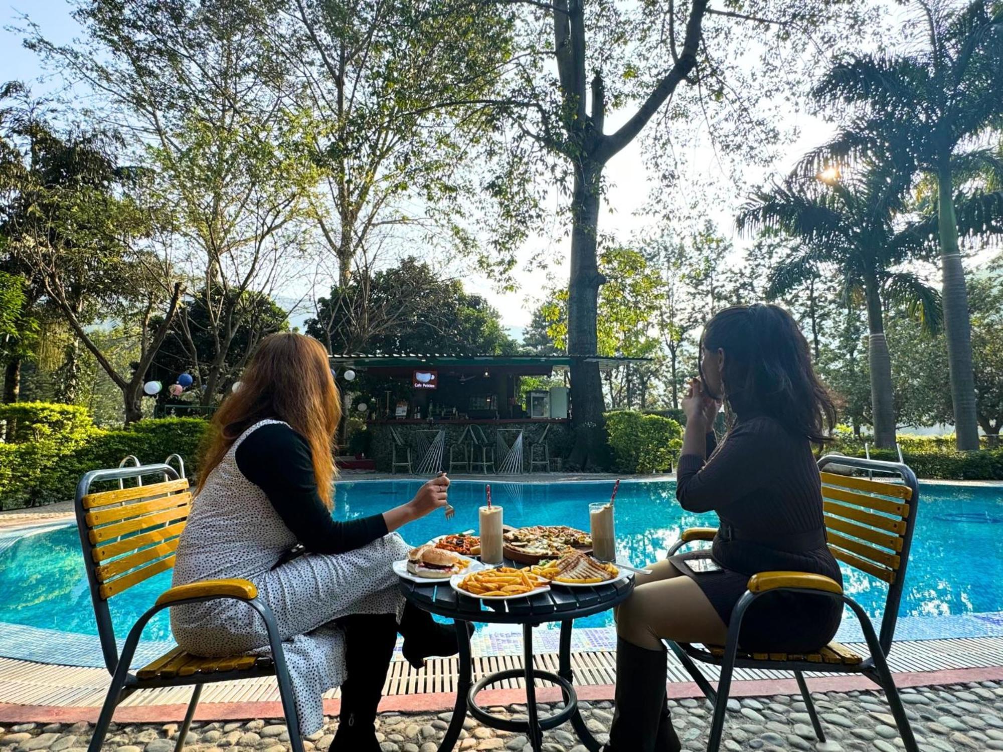 The Solluna Resort Garjia Exteriér fotografie